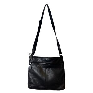 Margot Black Leather Crossbody Bag‎